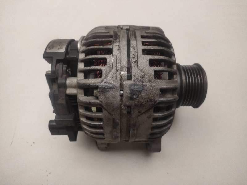 Recambio de alternador para volkswagen passat berlina (3c2) 2.0 tdi referencia OEM IAM 8E1011710-791  
