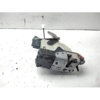 Recambio de cerradura puerta trasera derecha para peugeot 208 style referencia OEM IAM   