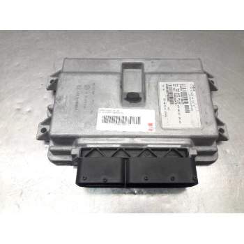 Recambio de centralita motor uce para iveco cursor at260s35y ps referencia OEM IAM 504278027 P44V8W0101 MF36A50002