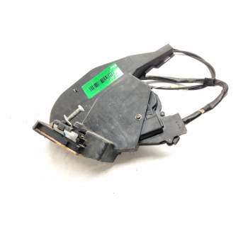 Recambio de cerradura puerta trasera derecha para lexus is200 (ds2/is2) referencia OEM IAM 6905053040  
