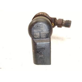 Recambio de inyector para audi a1 (8x1, 8xk) 1.6 tdi referencia OEM IAM 03L130277B  
