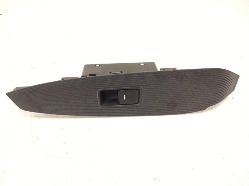Recambio de mando elevalunas trasero derecho para mazda cx-5 (kf) 2.2 d referencia OEM IAM KD4566380  