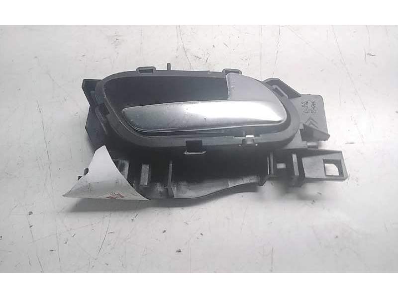 Recambio de maneta interior trasera derecha para peugeot 208 style referencia OEM IAM 3039651  