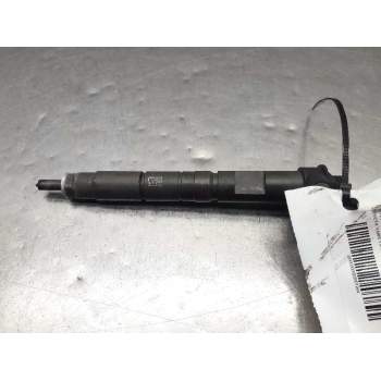 Recambio de inyector para toyota yaris 1.4 turbodiesel cat referencia OEM IAM 23670-33051 1NDVT 