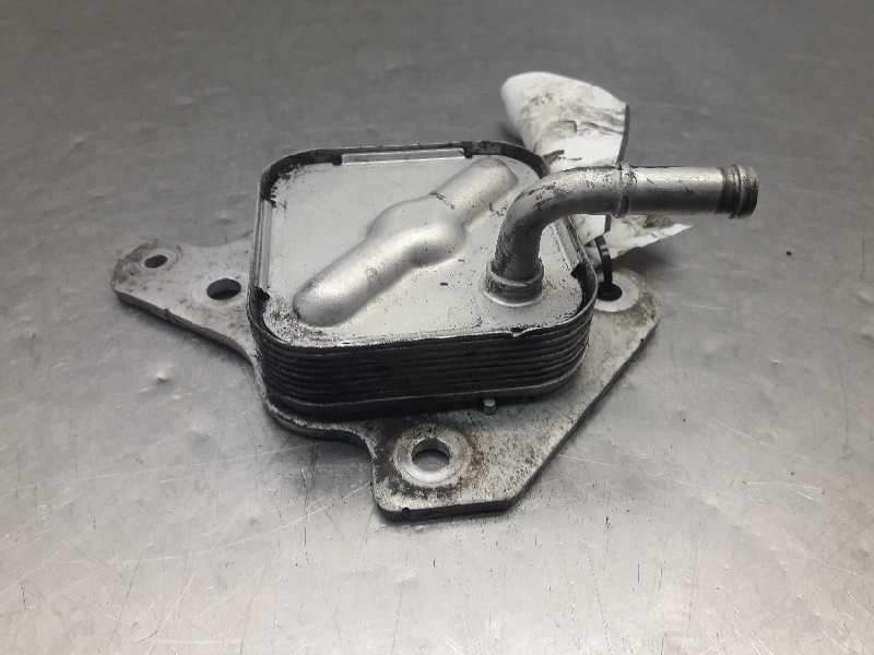 Recambio de enfriador aceite motor para toyota yaris 1.4 turbodiesel cat referencia OEM IAM  1NDVT 9Z07