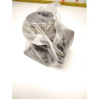 Recambio de caudalimetro para nissan serena (c23m) 2.0 cat referencia OEM IAM 2268053J00 HITACHI AFH5006