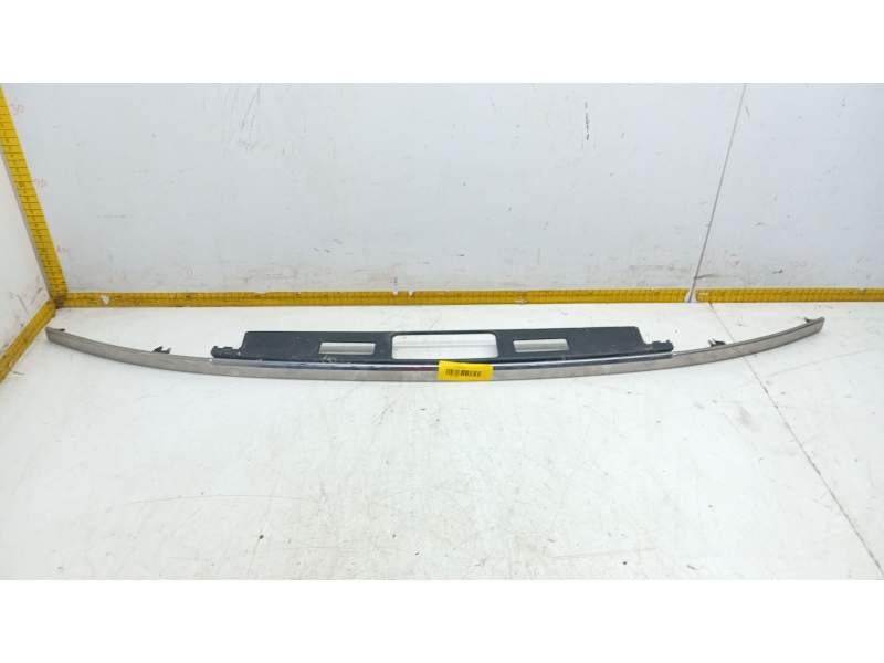 Recambio de moldura trasera para jaguar xf prestige referencia OEM IAM GX6340406A  
