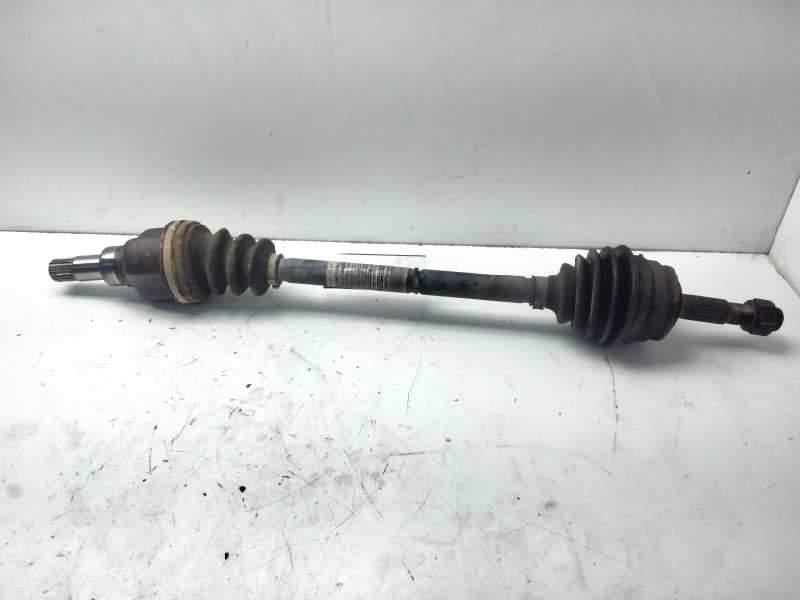 Recambio de transmision delantera izquierda para peugeot 208 style referencia OEM IAM 10275125A  