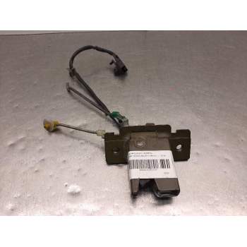 CERRADURA MALETERO / PORTON 