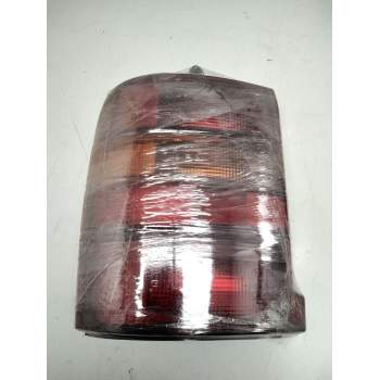 Recambio de piloto trasero izquierdo para nissan serena (c23) 2.0 d (kvjc23) referencia OEM IAM 265559C000  