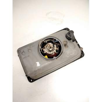 Recambio de faro derecho para man m 90 18.232 f referencia OEM IAM 81.25101-6218  