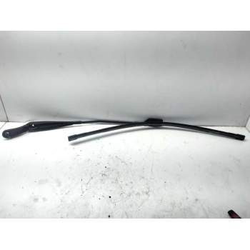 Recambio de brazo limpia delantero izquierdo para peugeot 208 style referencia OEM IAM 9673291980  