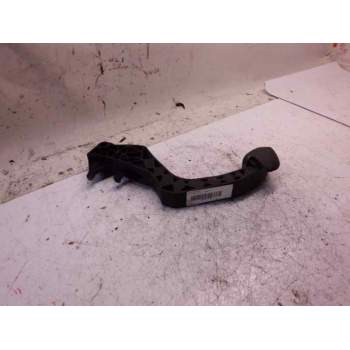 PEDAL EMBRAGUE 