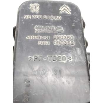 Recambio de caja filtro de aire para peugeot 208 style referencia OEM IAM 9670851880  
