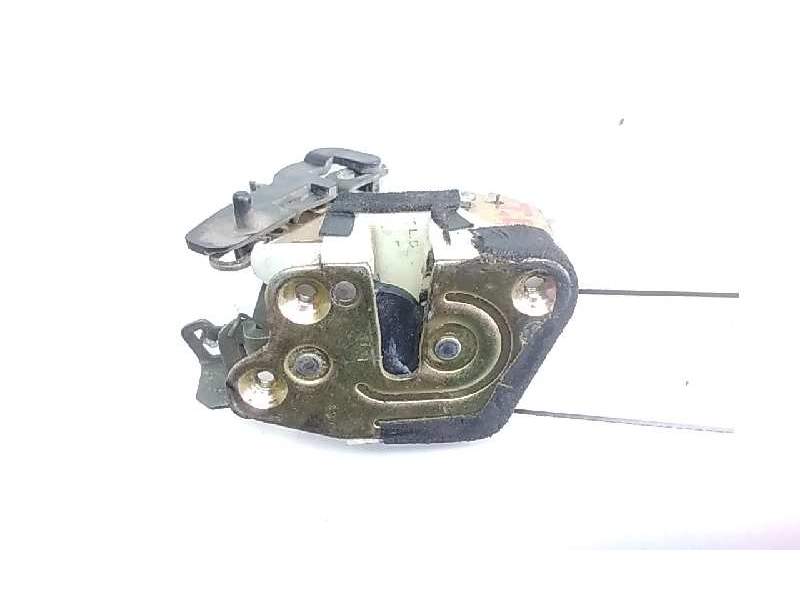 Recambio de cerradura puerta trasera derecha para mitsubishi galloper (hyundai) santamo referencia OEM IAM   