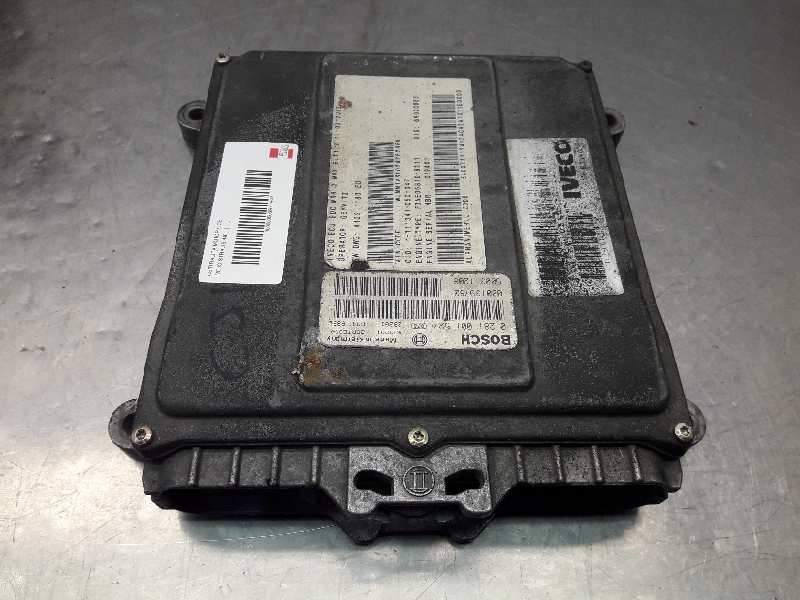 Recambio de centralita motor uce para iveco stralis 430 referencia OEM IAM 0281001527 000139782 500311206