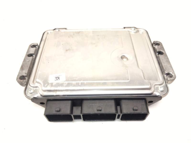 Recambio de centralita motor uce para ford focus lim. (cb4) referencia OEM IAM 8M5112A650 0281011701 
