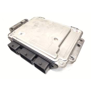 Recambio de centralita motor uce para ford focus lim. (cb4) referencia OEM IAM 8M5112A650 0281011701 