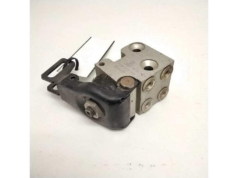 Recambio de repartidor de freno para » otros... premium 370 26 g 6x2 referencia OEM IAM 1C0812151 VOLKSWAGEN 
