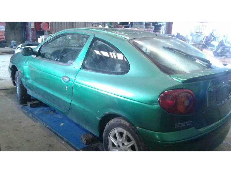 renault megane i coach/coupe (da0) del año 2000