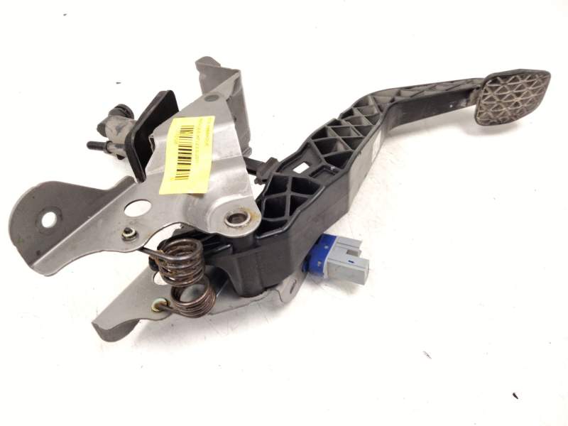 Recambio de pedal embrague para mazda cx-5 (kf) 2.2 d referencia OEM IAM KE4041300  