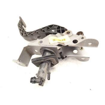 Recambio de pedal embrague para mazda cx-5 (kf) 2.2 d referencia OEM IAM KE4041300  
