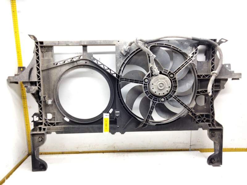 Recambio de electroventilador para opel movano a furgoneta (x70) 2.5 cdti (fd) referencia OEM IAM 8200190724E  