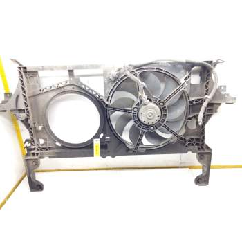 Recambio de electroventilador para opel movano a furgoneta (x70) 2.5 cdti (fd) referencia OEM IAM 8200190724E  
