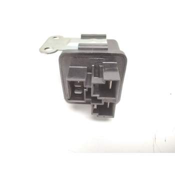 Recambio de rele para nissan patrol gr v wagon (y61) 2.8 tdic (y61) referencia OEM IAM 25230D9705  