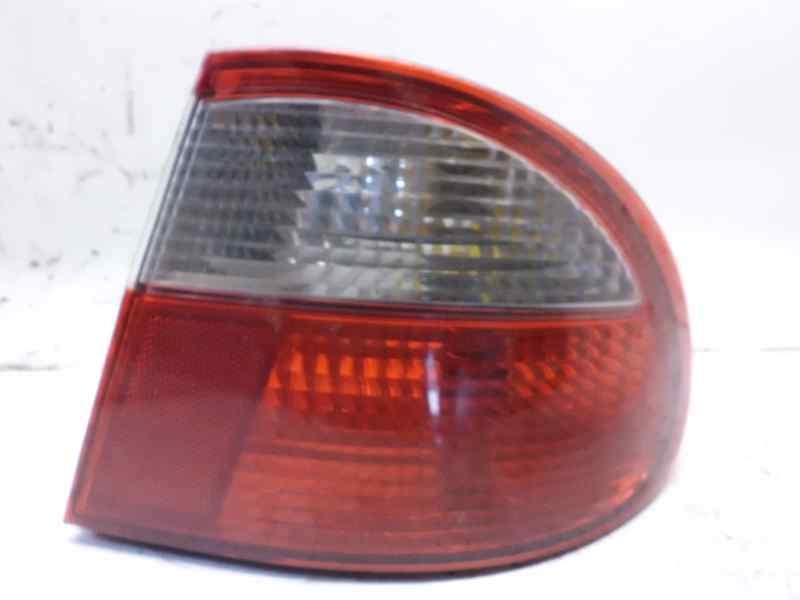 Recambio de piloto trasero derecho para daewoo lanos 1.5 cat referencia OEM IAM 96500232  