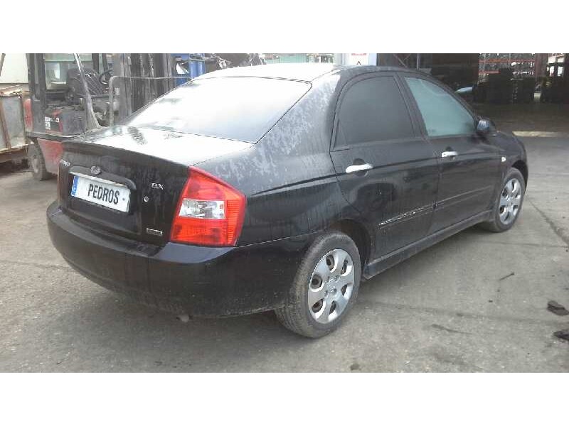 kia cerato del año 2005