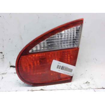 PILOTO TRASERO CENTRAL 214528R 