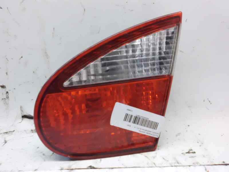 Recambio de piloto trasero central para daewoo lanos 1.5 cat referencia OEM IAM 214528R  