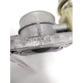Recambio de cuerpo de mariposa para nissan almera (n15) 2.0 diesel referencia OEM IAM 71425403G8 CARBURIBAR 