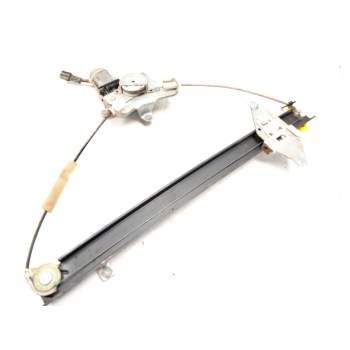 Recambio de elevalunas delantero derecho para ssangyong rexton w / rexton 2.0 xdi referencia OEM IAM 8810008012  