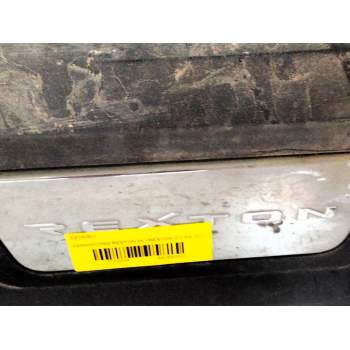 Recambio de estribo para ssangyong rexton w / rexton 2.0 xdi referencia OEM IAM K7975008D00  