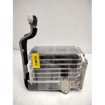 Recambio de radiador aire acondicionado interior para nissan atleon 210 referencia OEM IAM 7429311002  