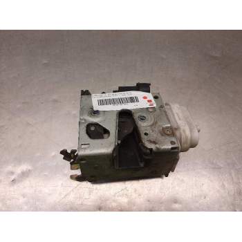Recambio de cerradura puerta delantera izquierda para audi a4 berlina (b5) 1.9 tdi referencia OEM IAM   