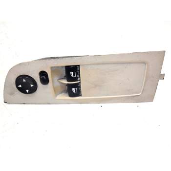 MANDO ELEVALUNAS DELANTERO IZQUIERDO 915550701 
