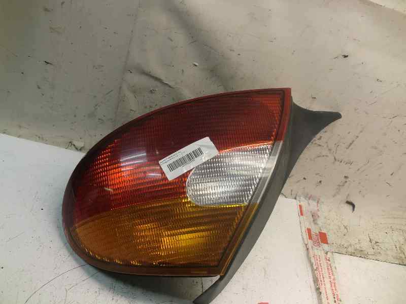 Recambio de piloto trasero derecho para chrysler neon (pl) 1.6 se referencia OEM IAM CC5288520 391702A 