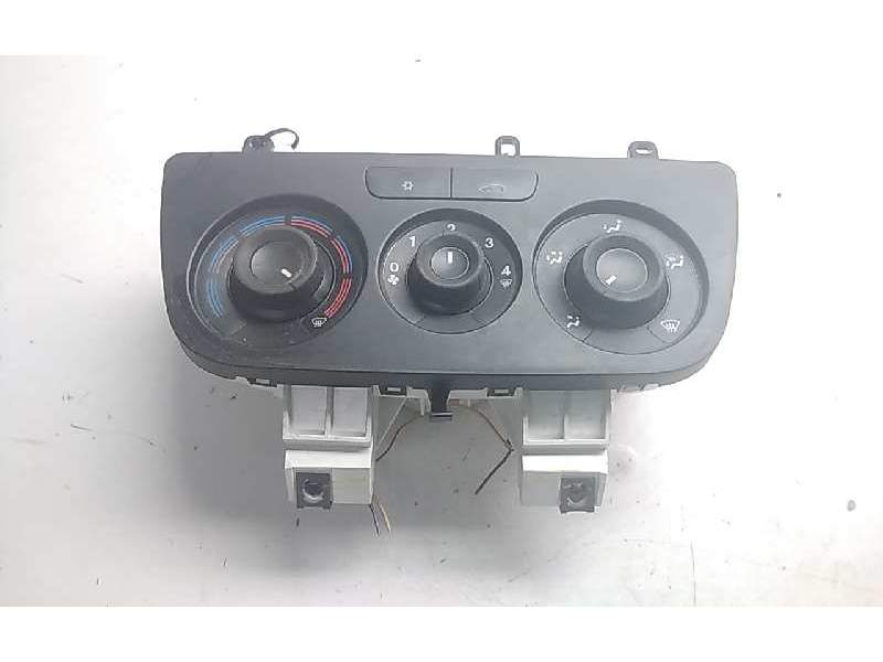 Recambio de mando calefaccion aire acondicionado para fiat doblo ii cargo (263) furgón base referencia OEM IAM 735605075  