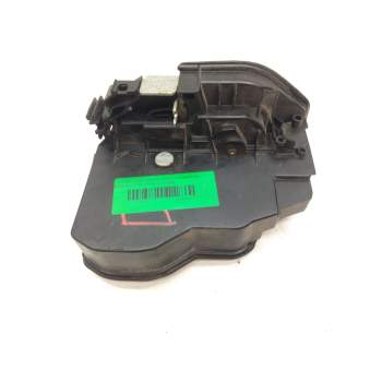 Recambio de cerradura puerta trasera derecha para bmw x5 (e70) xdrive 30 d referencia OEM IAM 727674  