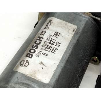 Recambio de motor elevalunas trasero derecho para volkswagen golf iv (1j1) 1.6 16v referencia OEM IAM 0130821766  