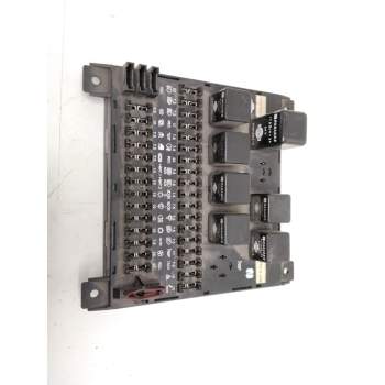 CAJA FUSIBLES 24063D6402 