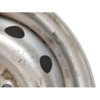 Recambio de llanta hierro para hyundai h-1 / starex autobús (a1) 2.5 tci referencia OEM IAM 529104A700  