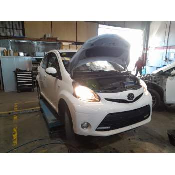 TOYOTA AYGO (_B1_) de desguace