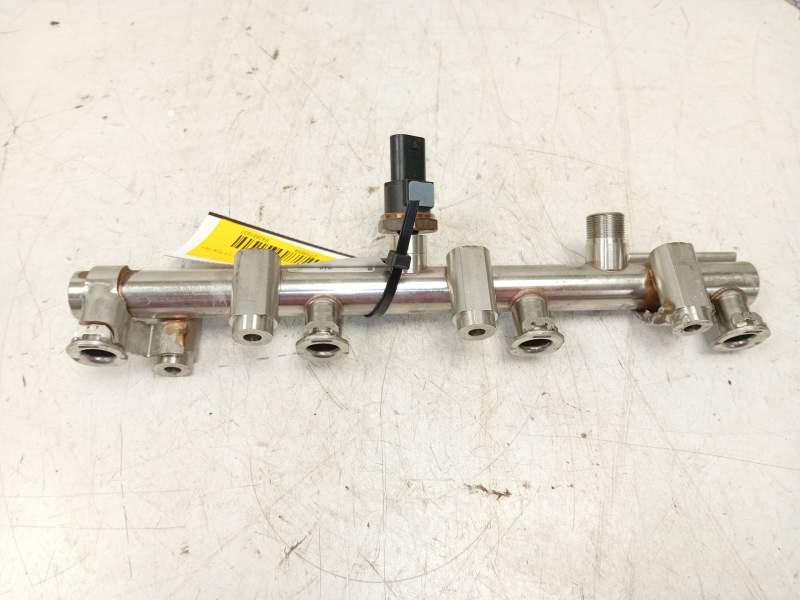 Recambio de rampa inyectora para renault grand scénic iv (r9_) 1.3 tce 140 referencia OEM IAM A2820703200  