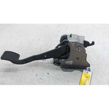 PEDAL EMBRAGUE 32802G6100 