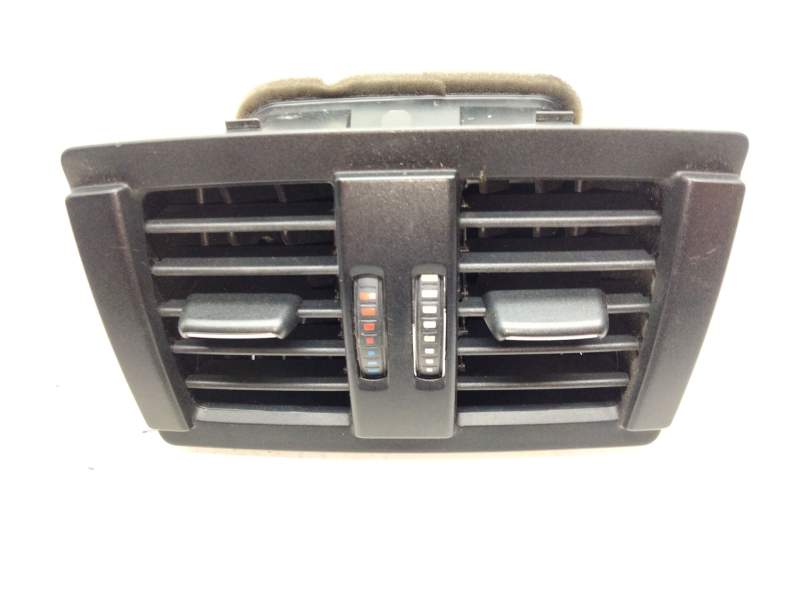 Recambio de aireador trasero central para bmw serie 1 lim. (f21) 116d referencia OEM IAM 926535001  