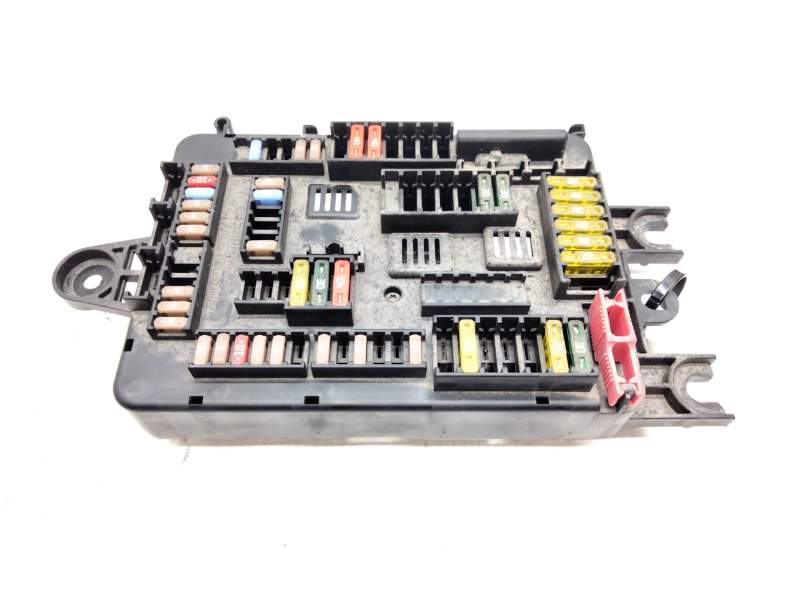 Recambio de caja reles para bmw serie 1 lim. (f21) 116d referencia OEM IAM 926111103  